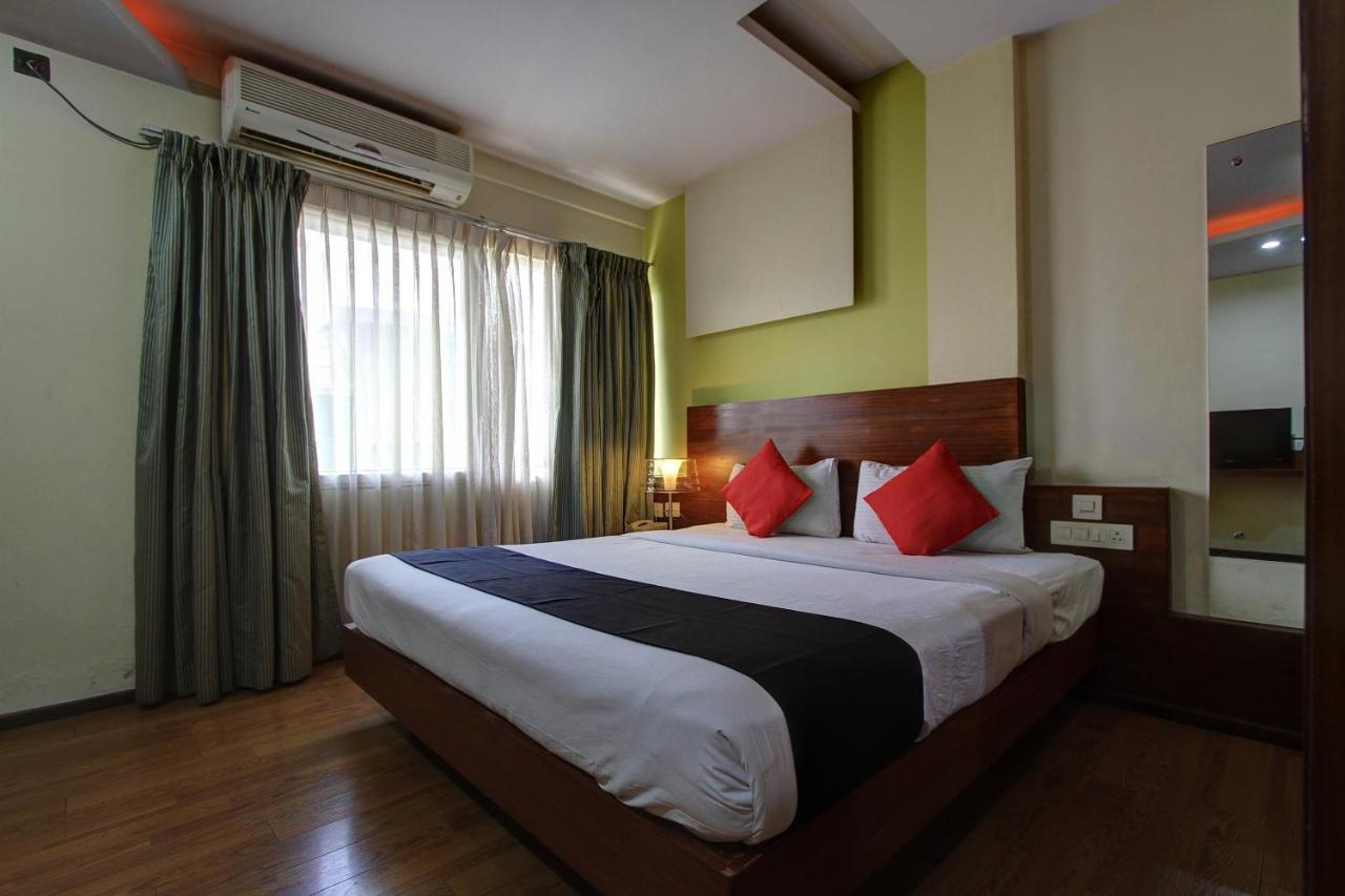 Collection O 29684 Hotel Vikram Palace & Restaurant Dayal Bagh Экстерьер фото